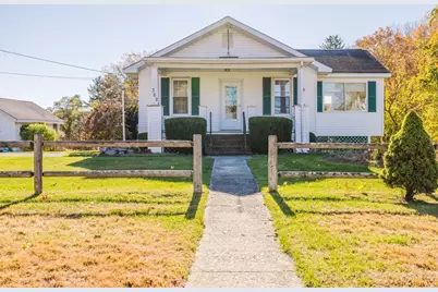 362 East St, Wrentham, MA 02093 - Photo 1