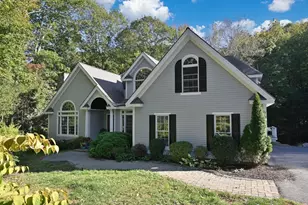 27 Turtle Back Rd, Essex, MA 01929 - Photo 1