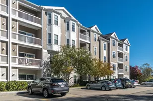 132 Clocktower Dr, Waltham, MA 02452 - Photo 1