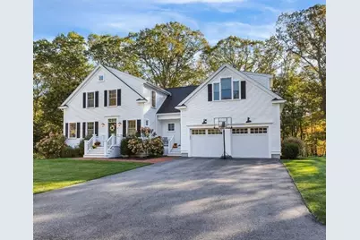 7 Heather Drive, Andover, MA 01810 - Photo 1