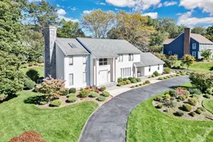 202 Williamsburg Dr, Longmeadow, MA 01106 - Photo 1