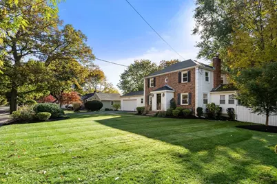 461 Centre St, Milton, MA 02186 - Photo 1