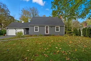 15 Lowell Ave, Holden, MA 01520 - Photo 1