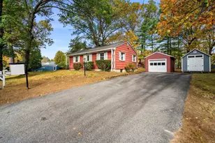 34 Emery St, Merrimac, MA 01860 - Photo 1