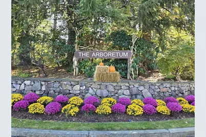 21 Hawthorne Circle #21, Peabody, MA 01960 - Photo 1