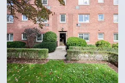 32 Saint Paul St #6, Brookline, MA 02446 - Photo 1