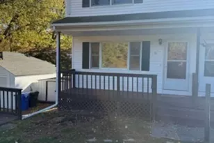 61 Glenmore St, Springfield, MA 01129 - Photo 1