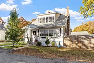 139 Parson Cir, Fitchburg, MA 01420 - Photo 1