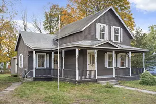 2 Maple St, Shirley, MA 01464 - Photo 1