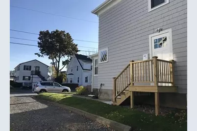 10 Gloucester Ave #B, Gloucester, MA 01930 - Photo 1