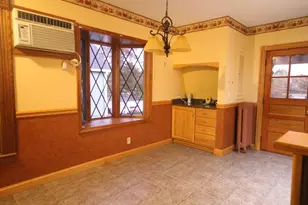 104 St James Ave, Holyoke, MA 01040 - Photo 1