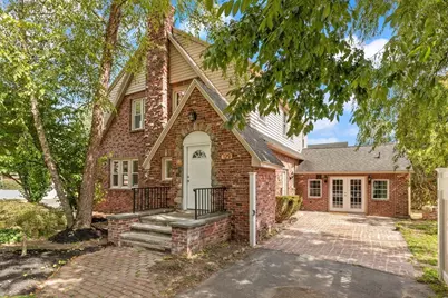 129 Maple Ave, Shrewsbury, MA 01545 - Photo 1