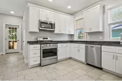 91 Verndale Stret #2, Brookline, MA 02446 - Photo 1