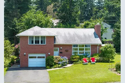 16 Taylor St, Northampton, MA 01060 - Photo 1