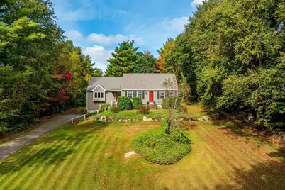 42 Breakneck Rd, Sturbridge, MA 01566 - Photo 1