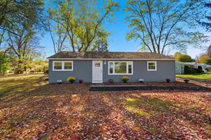 43 Sunridge Dr, Springfield, MA 01118 - Photo 1