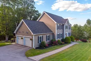 2 Camden Dr, Auburn, MA 01501 - Photo 1