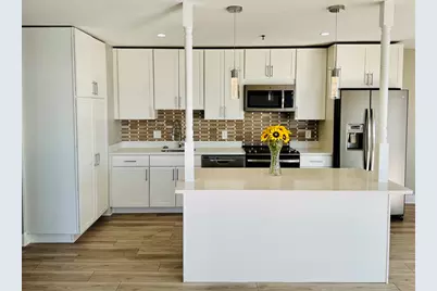 474 Revere Beach Blvd #702, Revere, MA 02151 - Photo 1