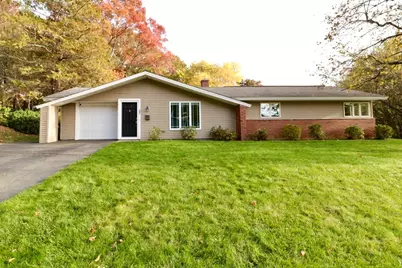 27 Sloane Dr., Framingham, MA 01701 - Photo 1