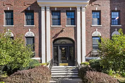 15-17 James St #2, Brookline, MA 02446 - Photo 1