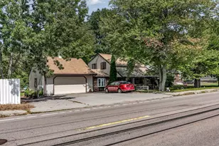 718 Market St, Rockland, MA 02370 - Photo 1