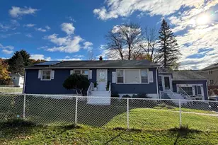 8 Taunton St, Worcester, MA 01604 - Photo 1