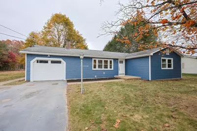 8 Ridge Dr, Dudley, MA 01571 - Photo 1