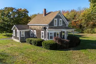 194 Hortonville Rd, Swansea, MA 02777 - Photo 1