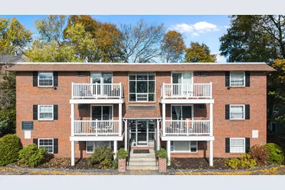 99 Pleasant St #2-1, Watertown, MA 02472 - Photo 1