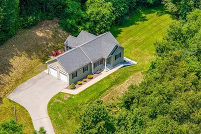 16 Dixon Ave #0, Auburn, MA 01605 - Photo 1