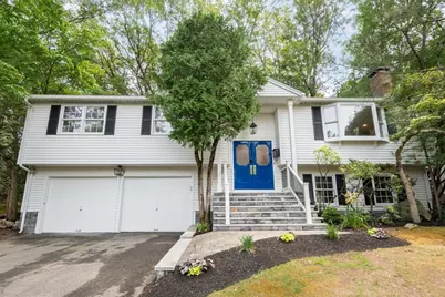 10 Pinewood Circle, Wellesley, MA 02482 - Photo 1