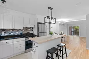 107 Farrwood Dr, Haverhill, MA 01835 - Photo 1