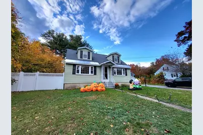 27 Marie St, Tewksbury, MA 01876 - Photo 1