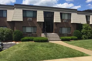 1 Hallmark Gdns, Burlington, MA 01803 - Photo 1