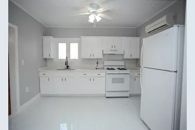 616 Woodman St, Fall River, MA 02724 - Photo 1