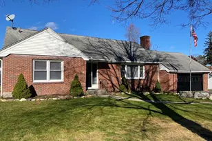 37 Laura Ln, Holyoke, MA 01040 - Photo 1