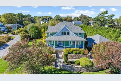 14 Summit Dr, Fairhaven, MA 02719 - Photo 1