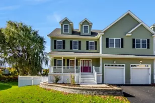 7 Richmond Ave, Woburn, MA 01801 - Photo 1