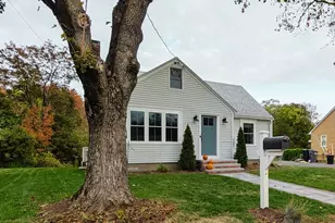 133 Lincoln St, Hudson, MA 01749 - Photo 1