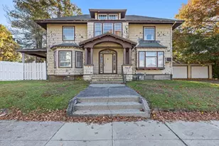 303 Florence St, Fall River, MA 02720 - Photo 1