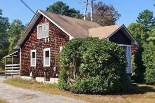 41 County St, Berkley, MA 02779 - Photo 1