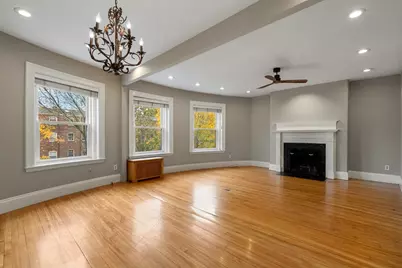 1011 Beacon St #4D, Brookline, MA 02446 - Photo 1