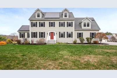 86 Middle St., West Newbury, MA 01985 - Photo 1