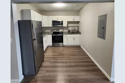 92.5 Maple St #4, Northampton, MA 01062 - Photo 1