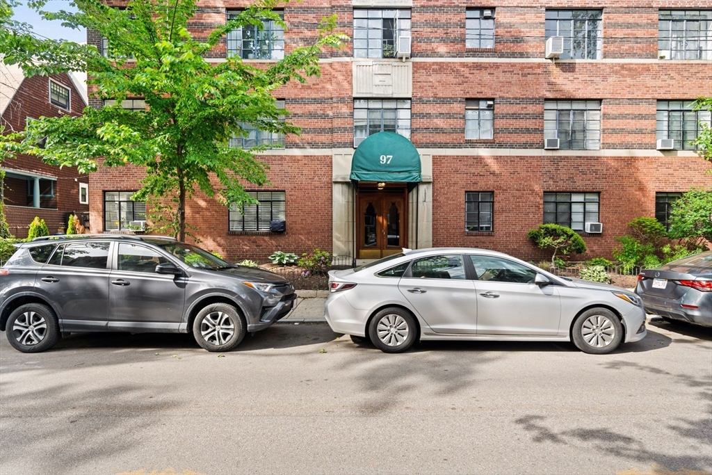 Strathmore Road Rotorua 97 Strathmore Rd #4, Boston, MA 02135 - MLS 73451690 - Coldwell Banker