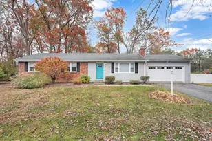 4 Lance Ln, Wilbraham, MA 01095 - Photo 1