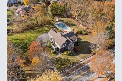 17 Worcester St, Grafton, MA 01519 - Photo 1