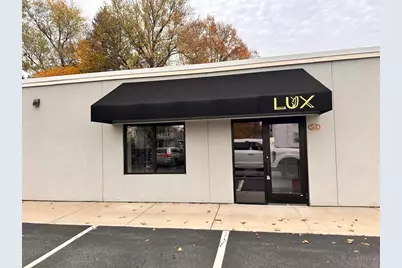 673 White St, Springfield, MA 01108 - Photo 1