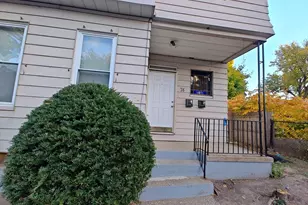 74 Linden, Holyoke, MA 01040 - Photo 1