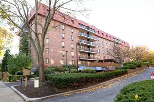 125 Pleasant St, Brookline, MA 02446 - Photo 1